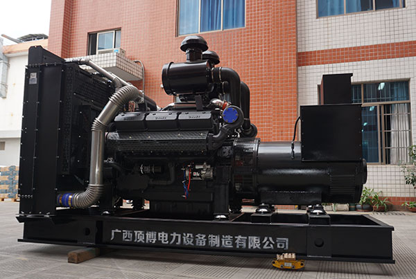國三12缸排放500kw上柴柴油發(fā)電機(jī)組型號(hào)12GTAA27-G33詳細(xì)技術(shù)參數(shù)表