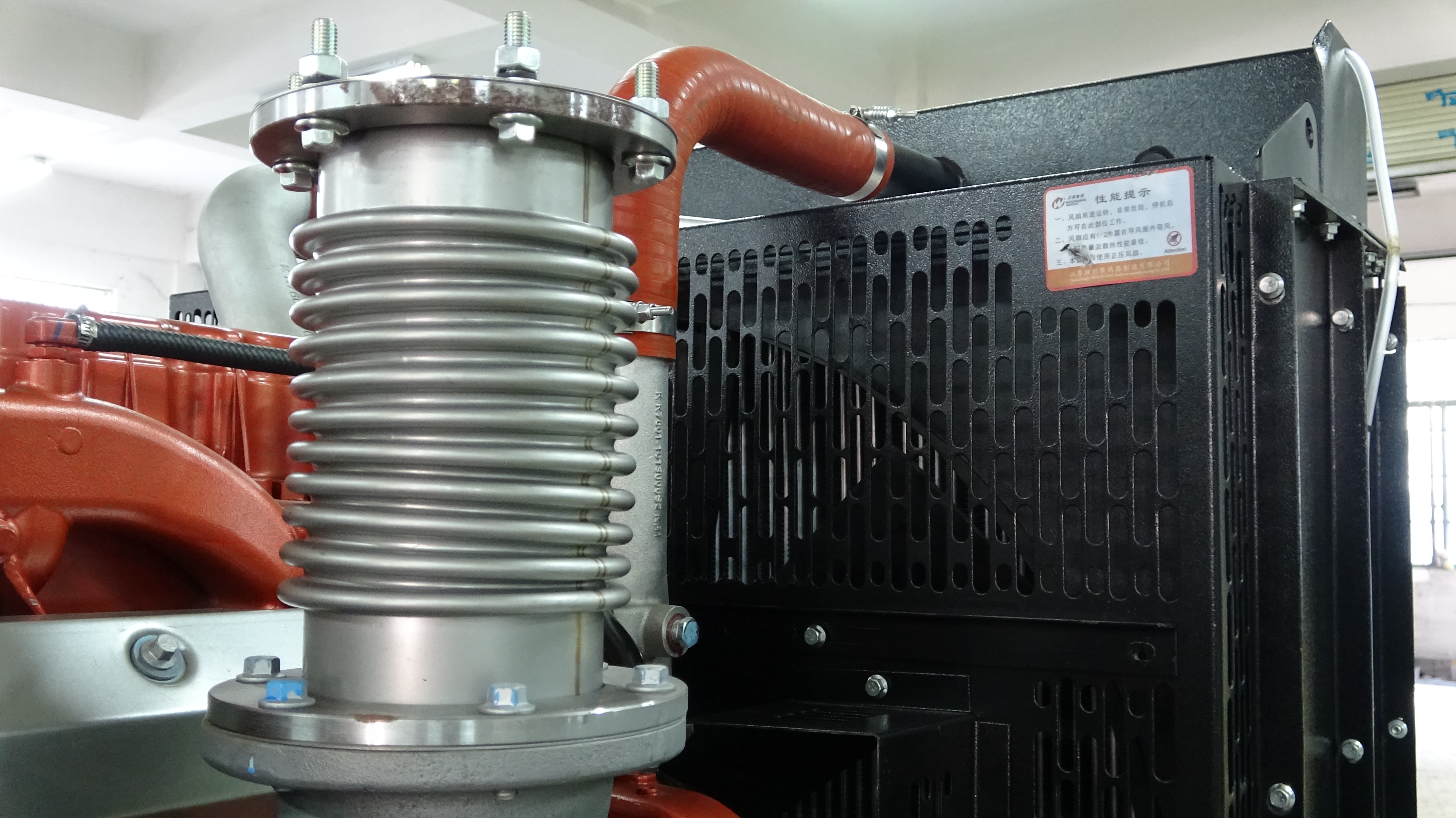 水冷卻系統(tǒng)應(yīng)用廣泛，但你知道它的組成及工作過程嗎？