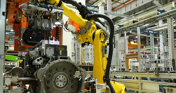 頂博電力與您一起探索重慶康明斯新基地發(fā)動(dòng)機(jī)裝配線的秘密！