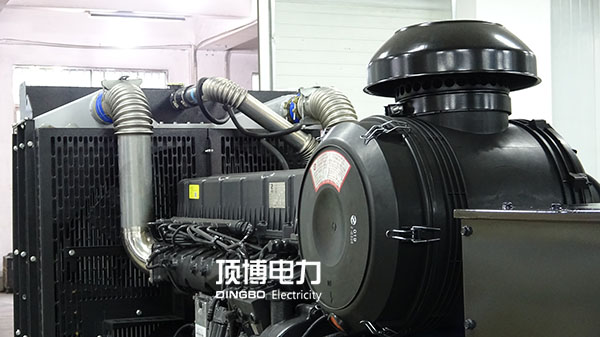 備用柴油發(fā)電機(jī)組的空氣濾清器應(yīng)該這樣保養(yǎng)