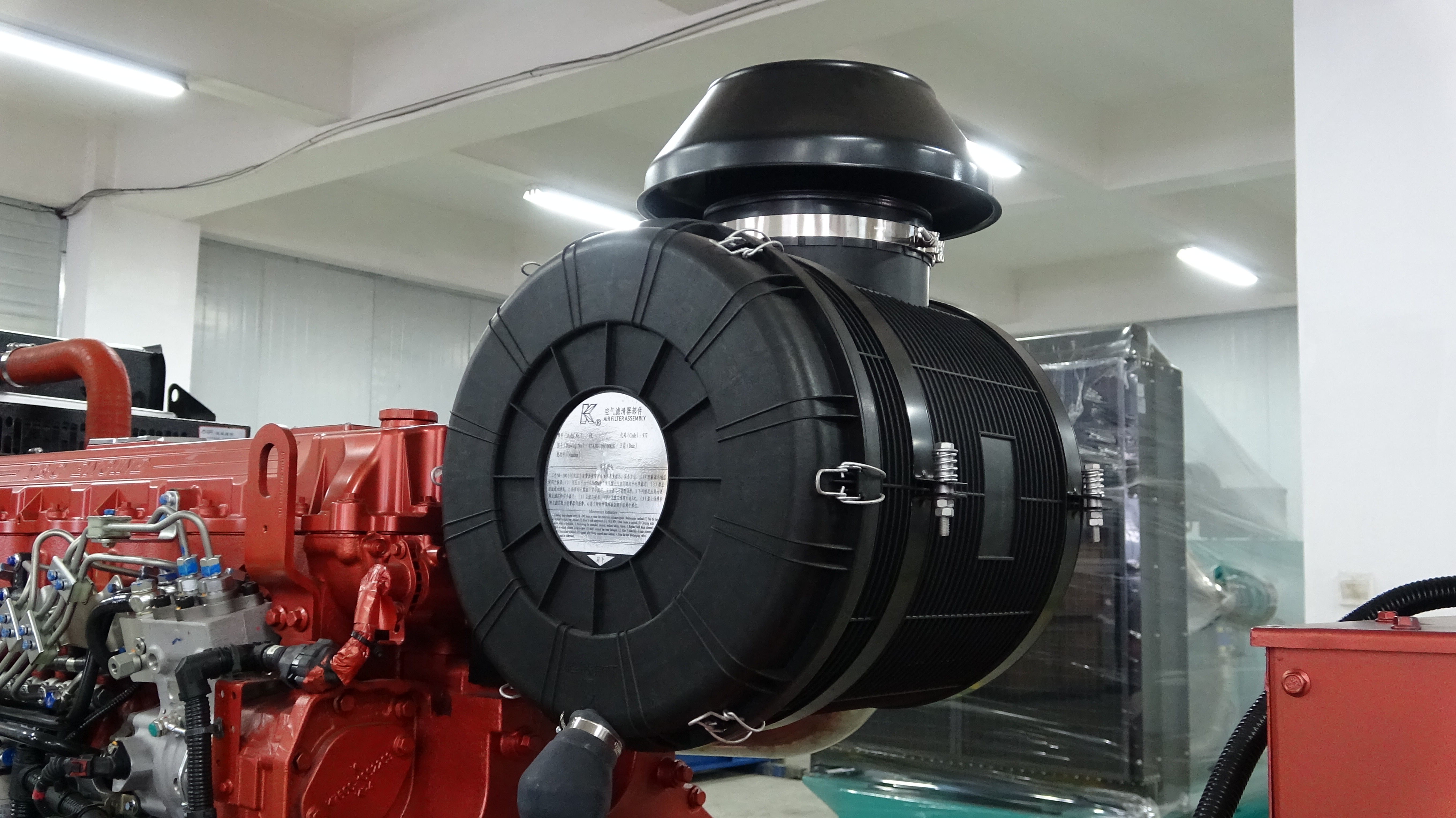 戶外使用的柴油發(fā)電機(jī)組空濾器損壞或不安裝空濾器會(huì)有什么后果？